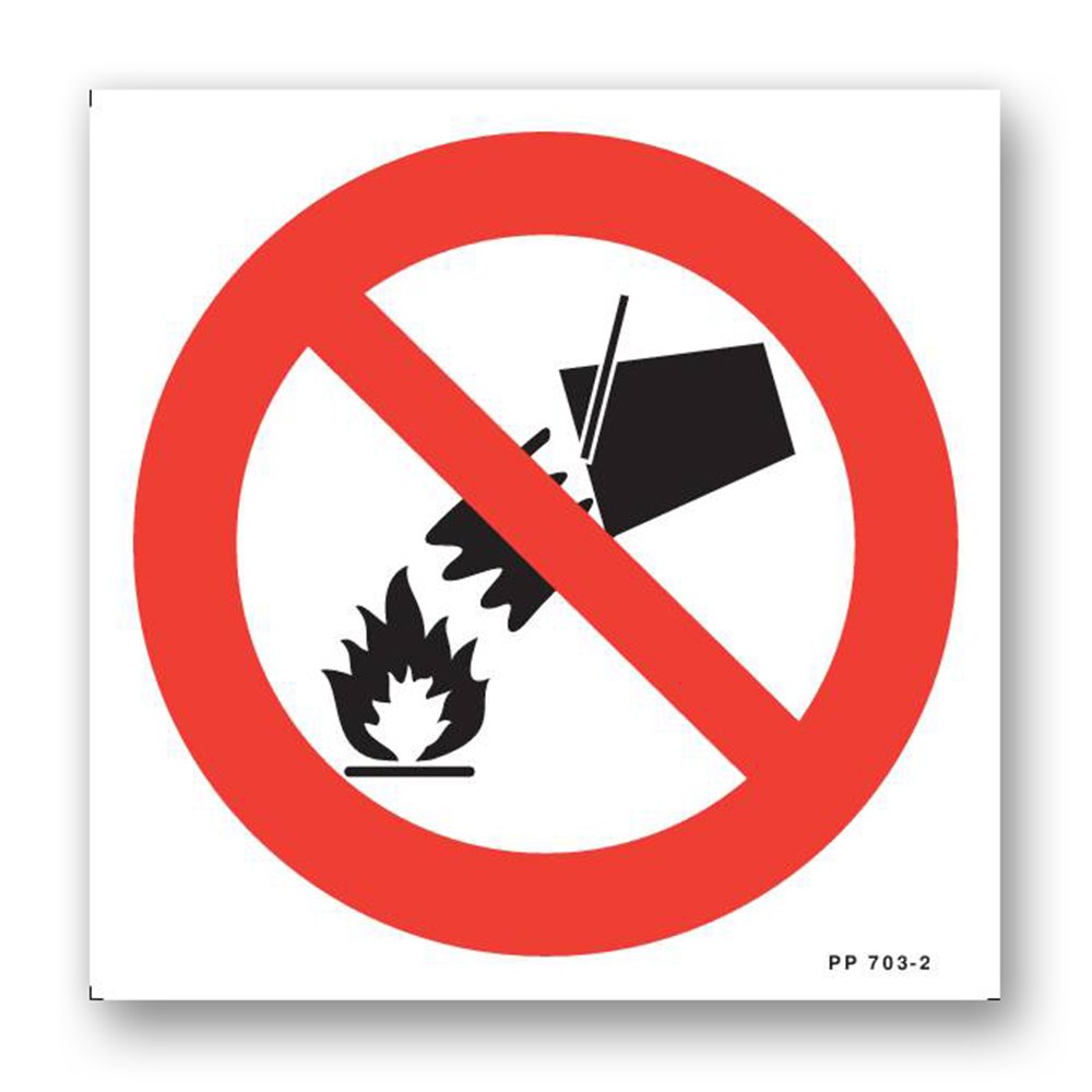 No extinguishing with water picto warning sign Panneau avertissement picto défense eteindre avec eau