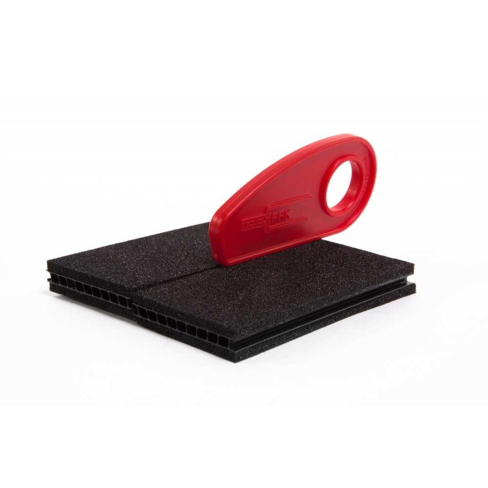 Protective case with Treckpack partition - 37