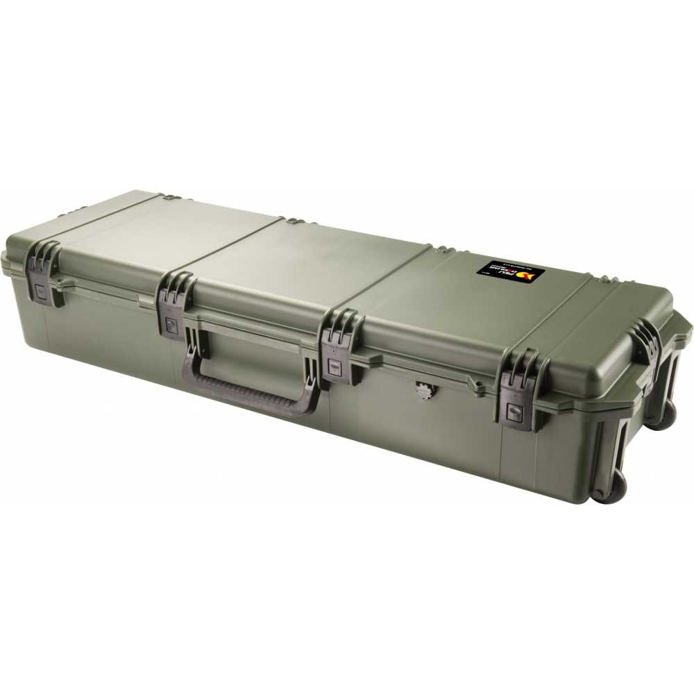 transport case large size one hundred and twenty centimetres long in green closed