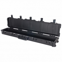 Empty open watertight carrying case 142 cm long