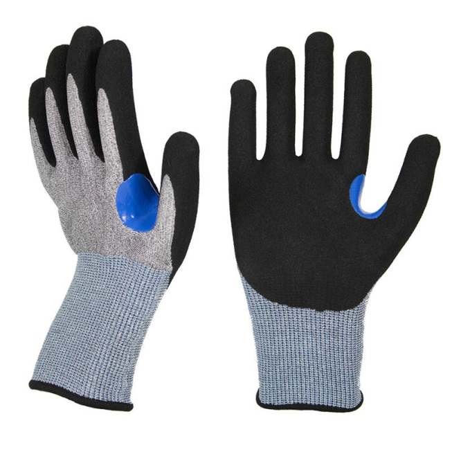 Gants anti-coupure en nitrile renforcé - 1