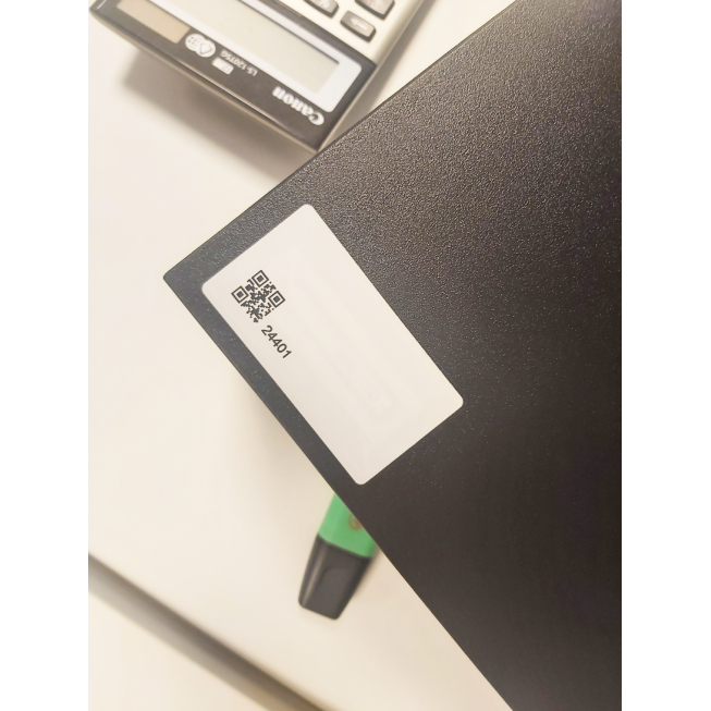 Étiquette RFID UHF  surface métallique en situation