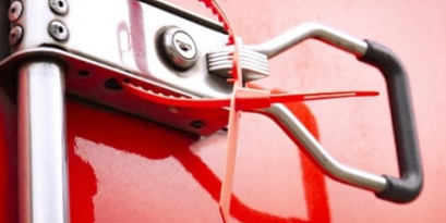 Plastic seals: what are they for and how do they work?